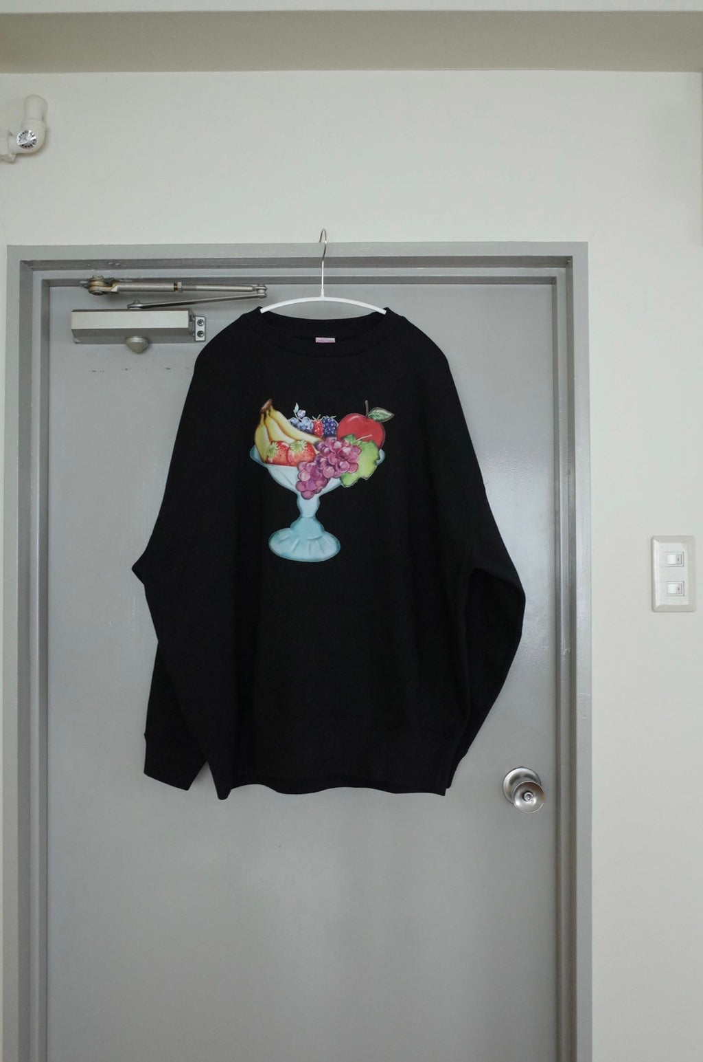 L【fruit parfait】スウェット white&Black