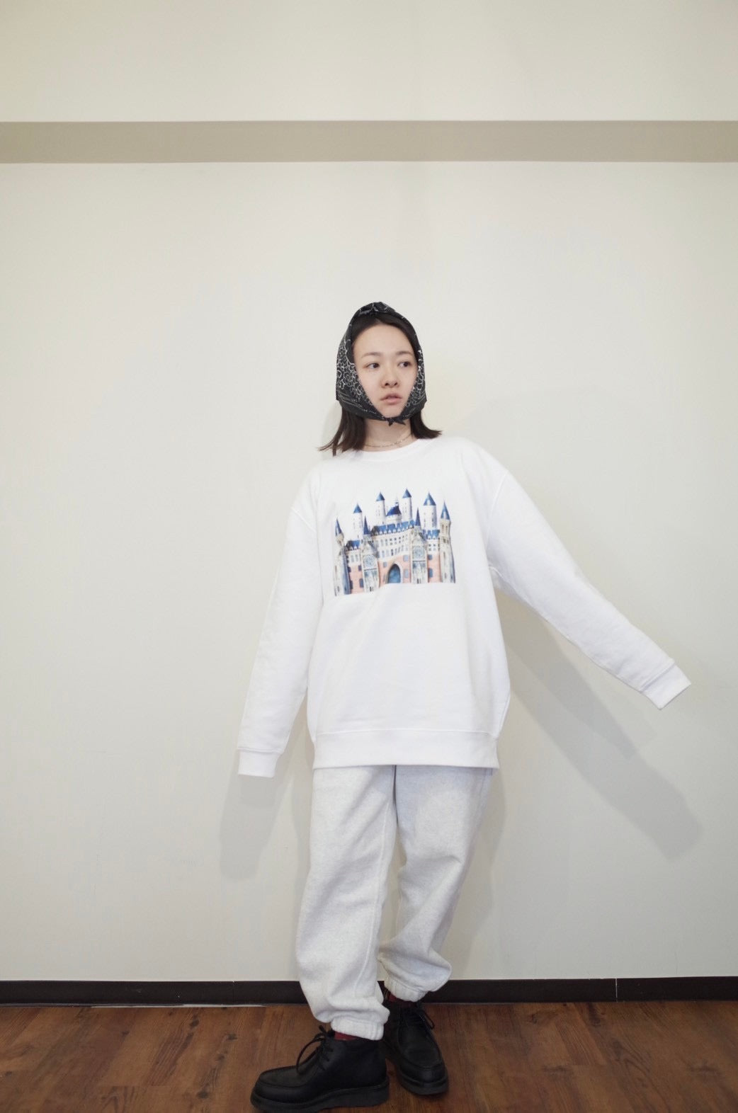 スウェット【castle】white&Black