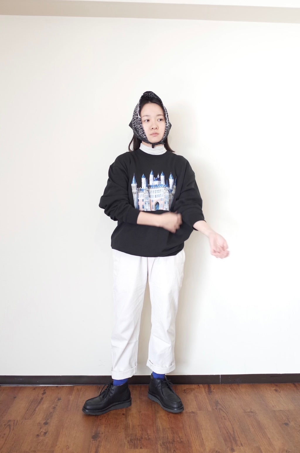 L【castle】スウェット white&Black