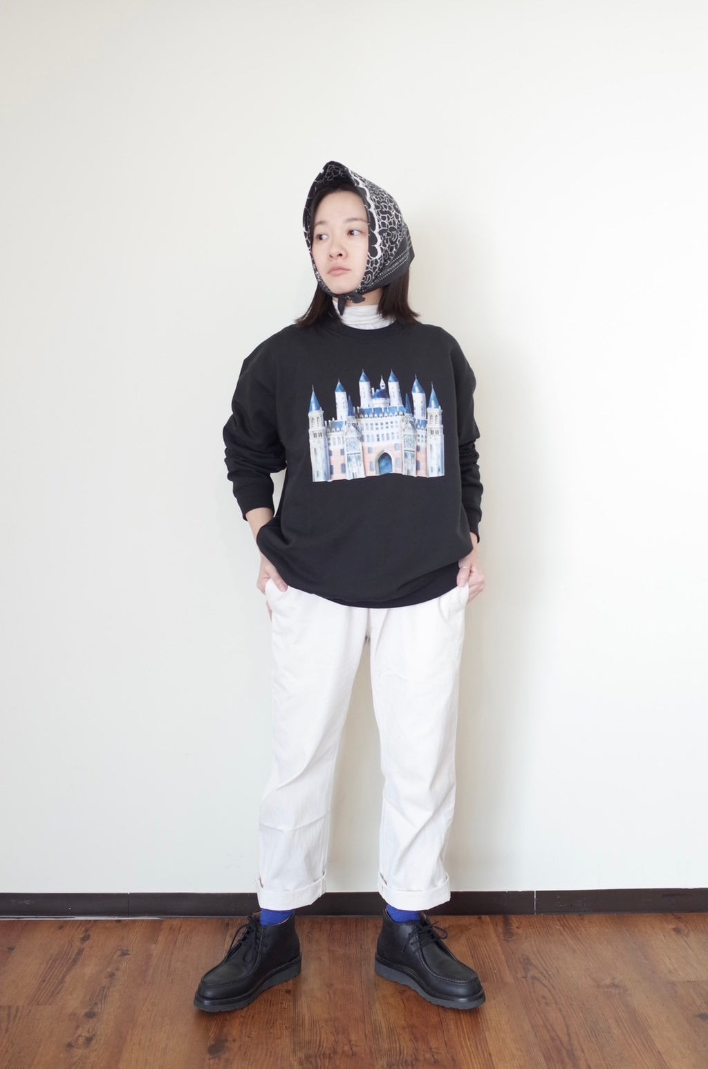 L【castle】スウェット white&Black