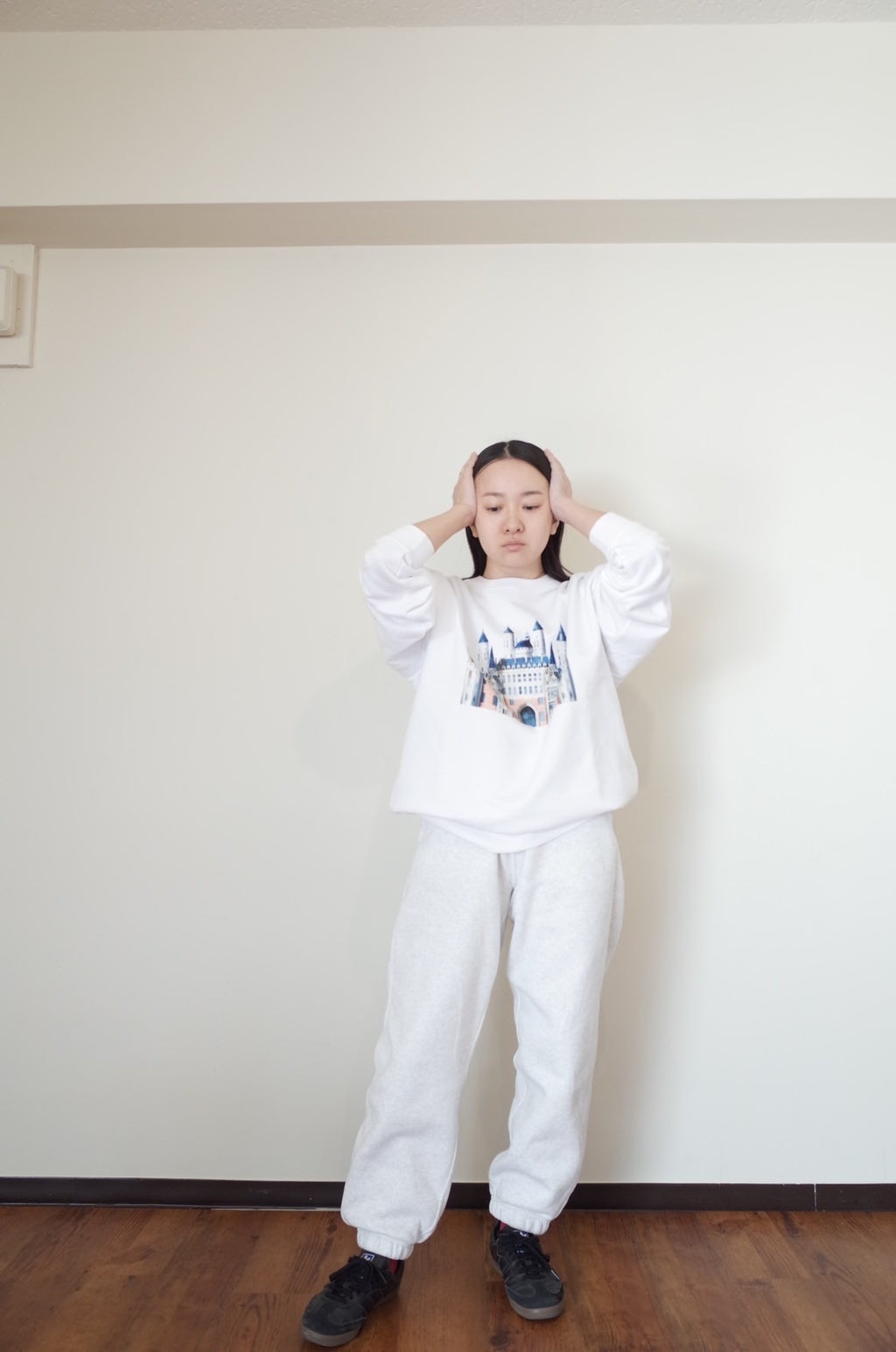 L【castle】スウェット white&Black