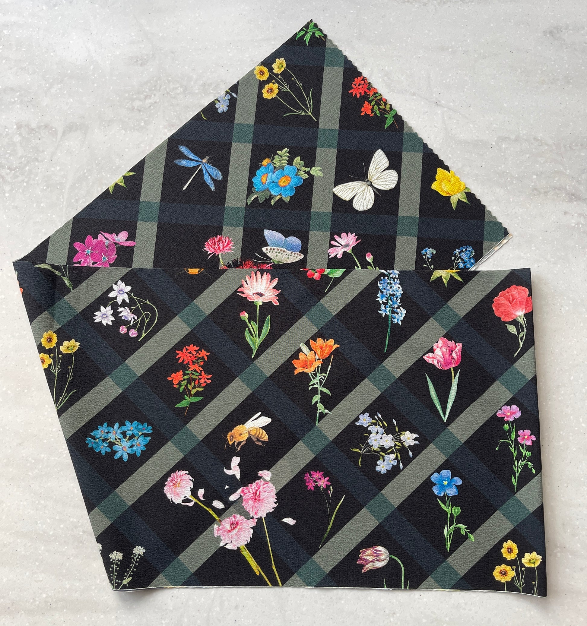8.  帯揚げ【Wrapped specimens】